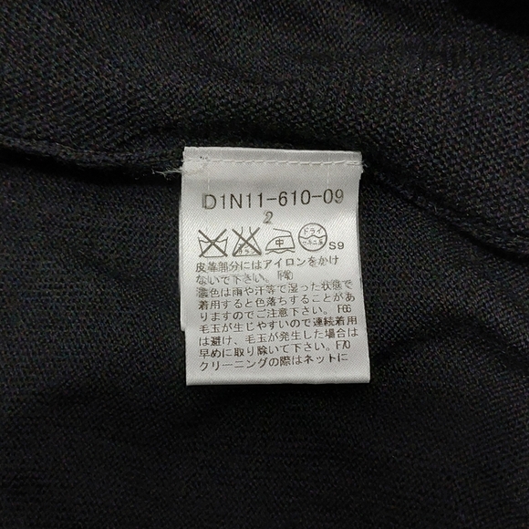 Burberry Black Label - Black Argyle Zip-up Sweater - Picture 7 of 7